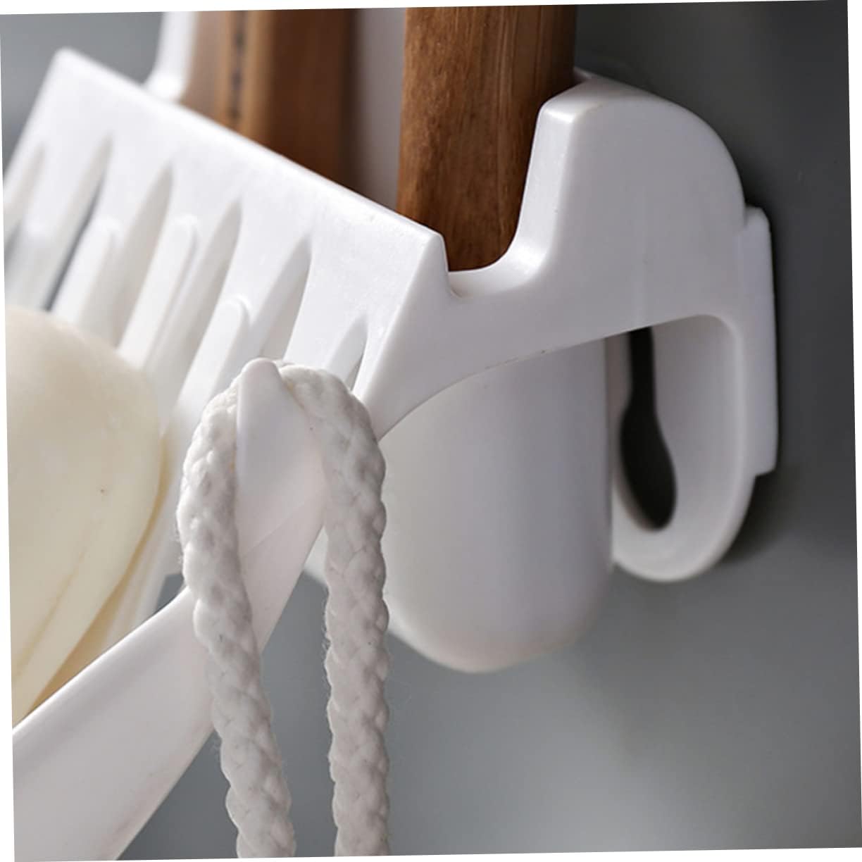 ABOOFAN Wall-Mounted Self Draining Soap Dish Holder