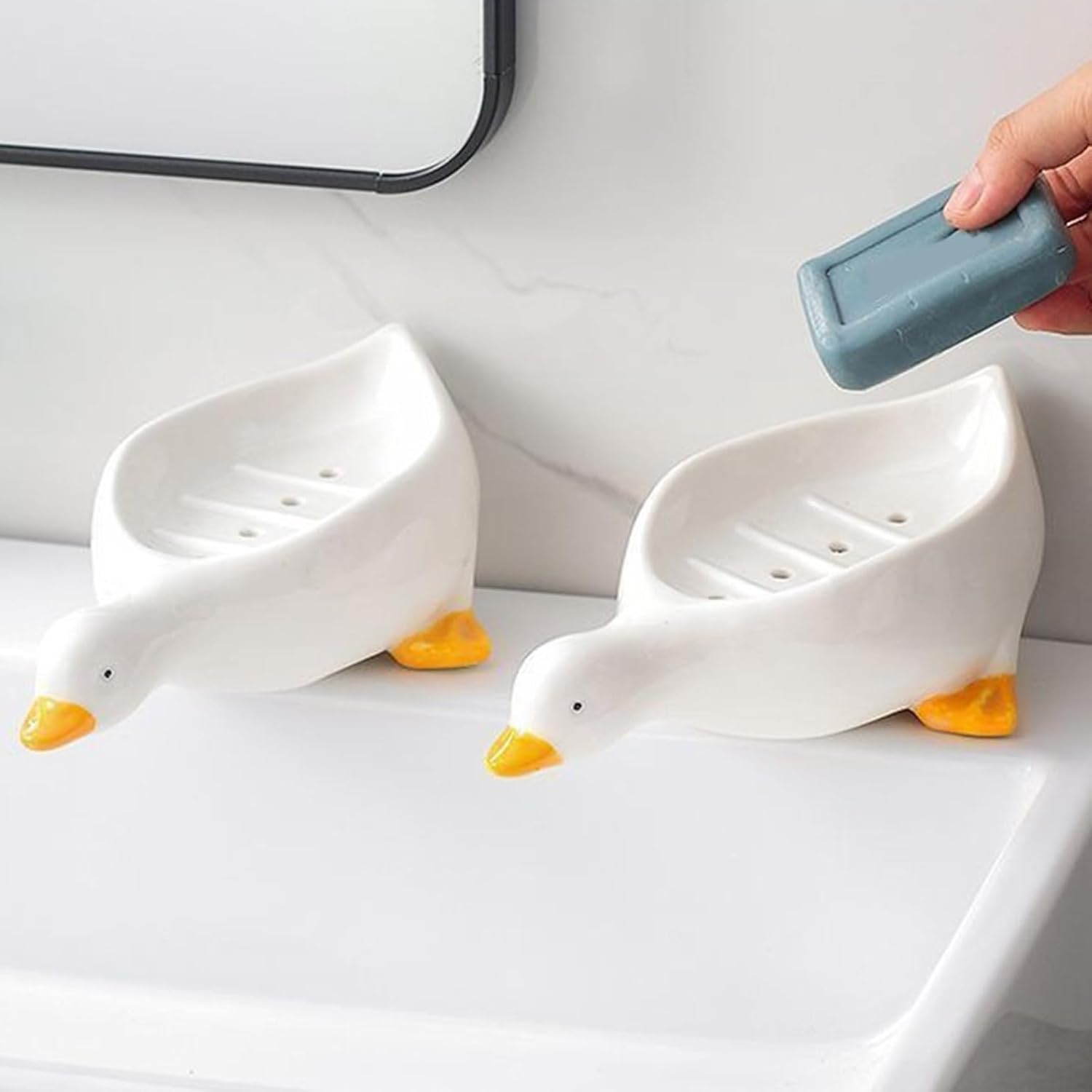 Cute Cartoon Duck Shape Soap Dish with Anti-Slip Design