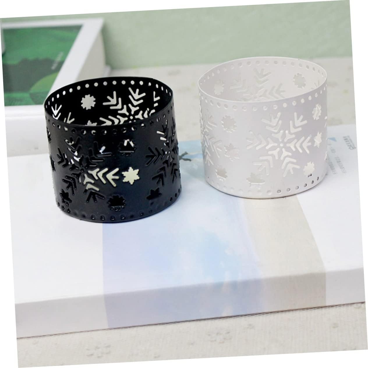 Retro Snowflake Iron Christmas Candle Holder Pen Stand