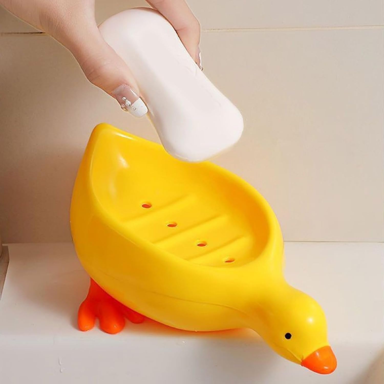 Cute Cartoon Duck Shape Soap Dish with Anti-Slip Design