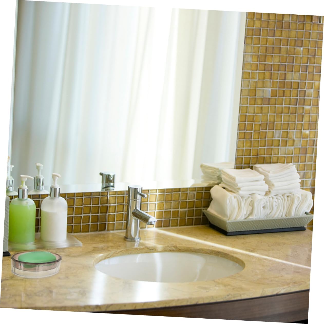 PRETYZOOM Self-Draining Bathroom Soap Dish with Drain