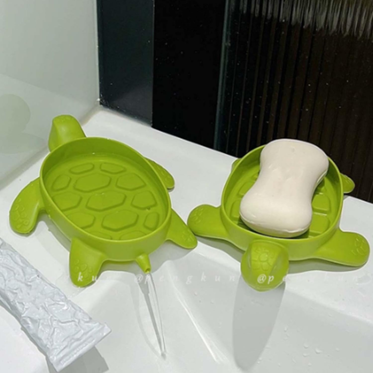 JUOPZKENN Cute Cartoon Soap Dish with Drainage and Non-Slip Design Green