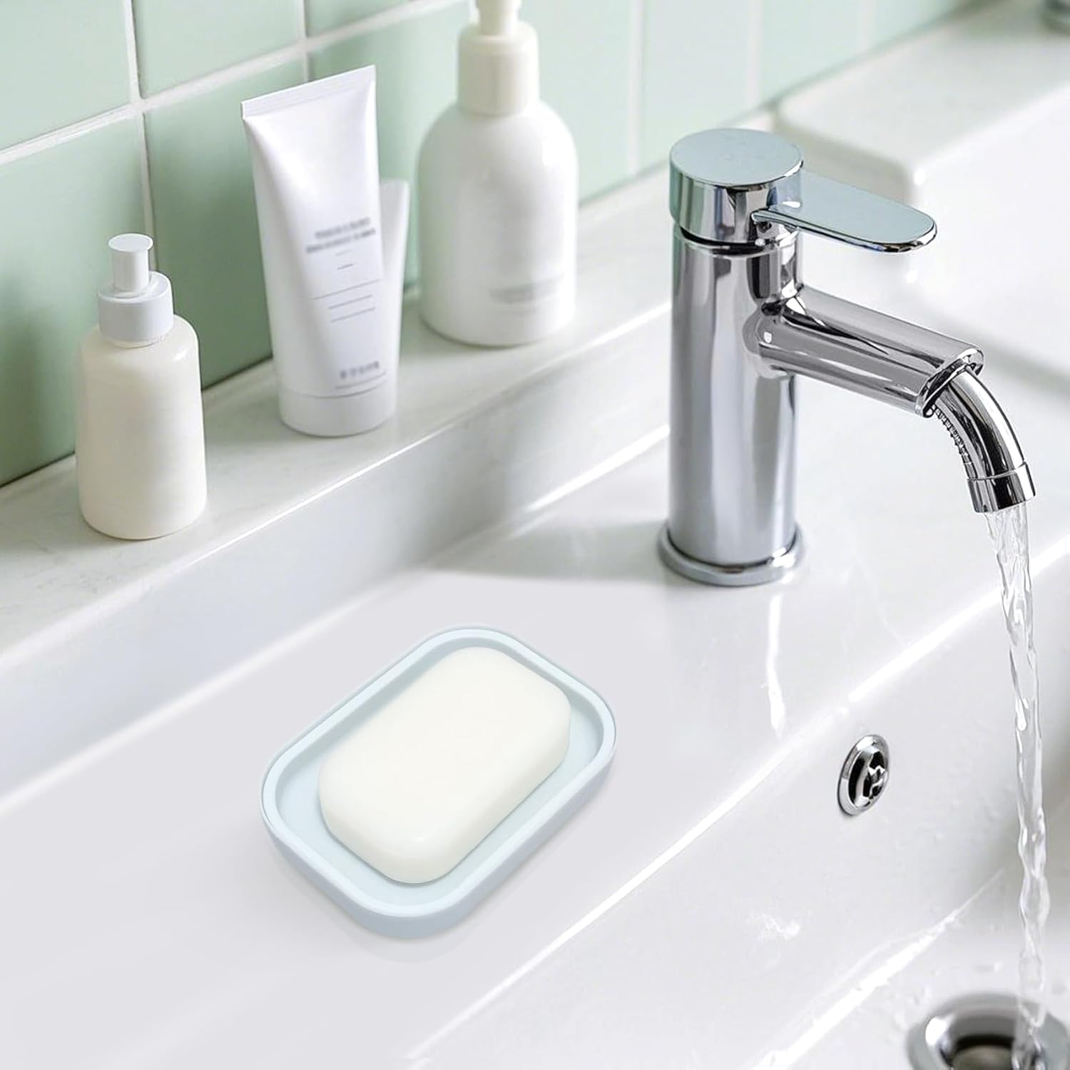 Double Layer Draining Soap Dish with Lid - Light Blue