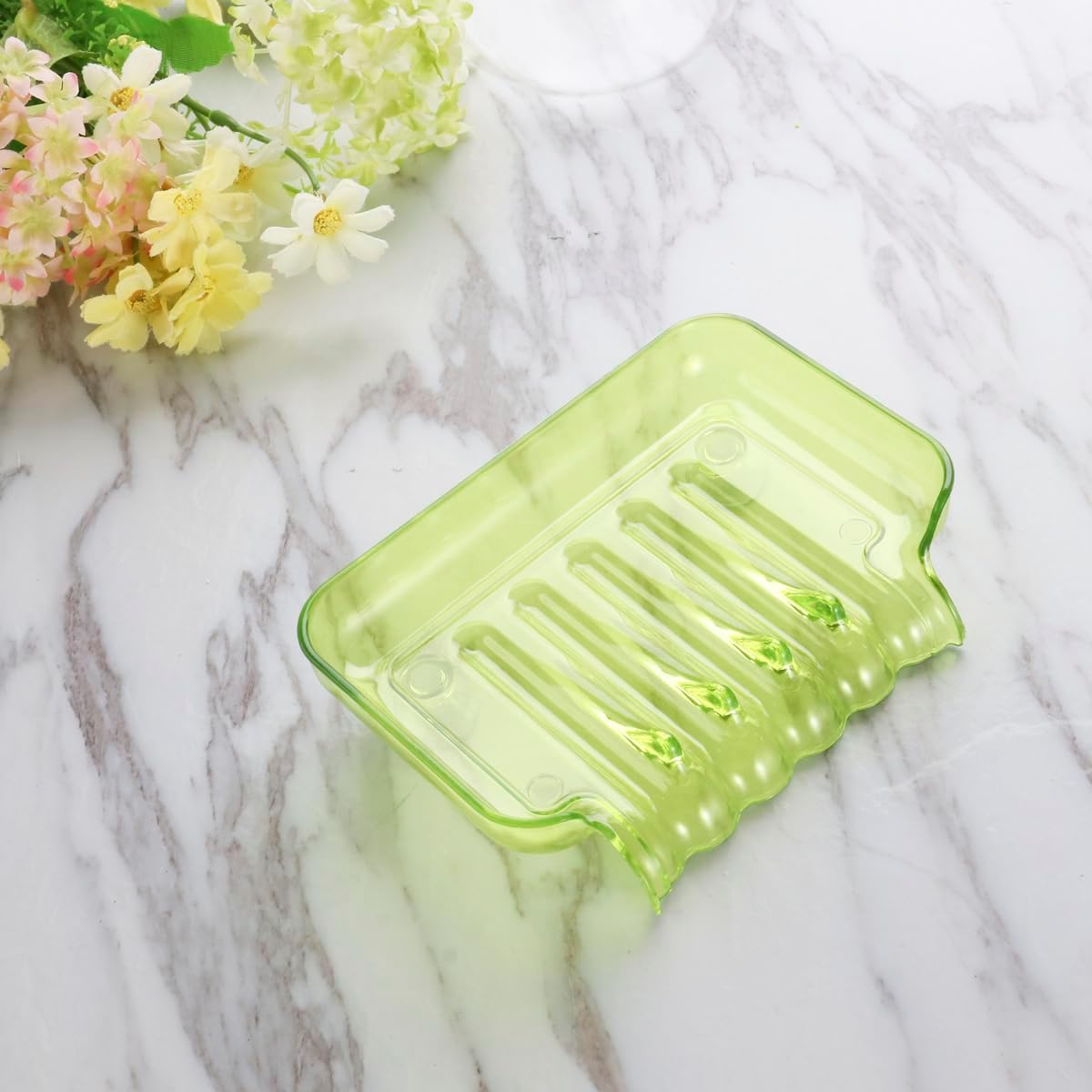 Cabilock Space-Saving Soap Dish with Suction Cup 1
