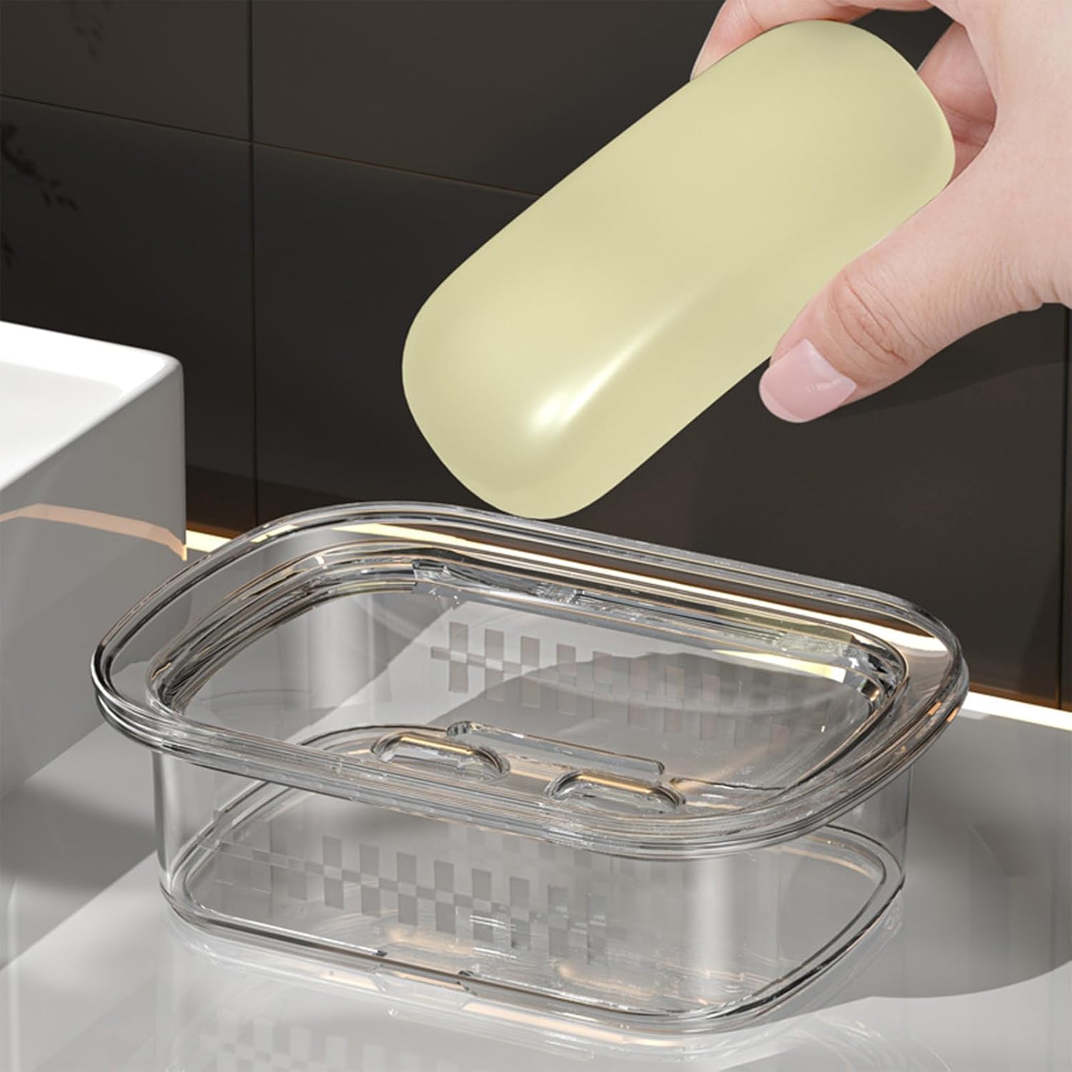 Portable Bathroom Soap Dish with Flip-Top and Drainage