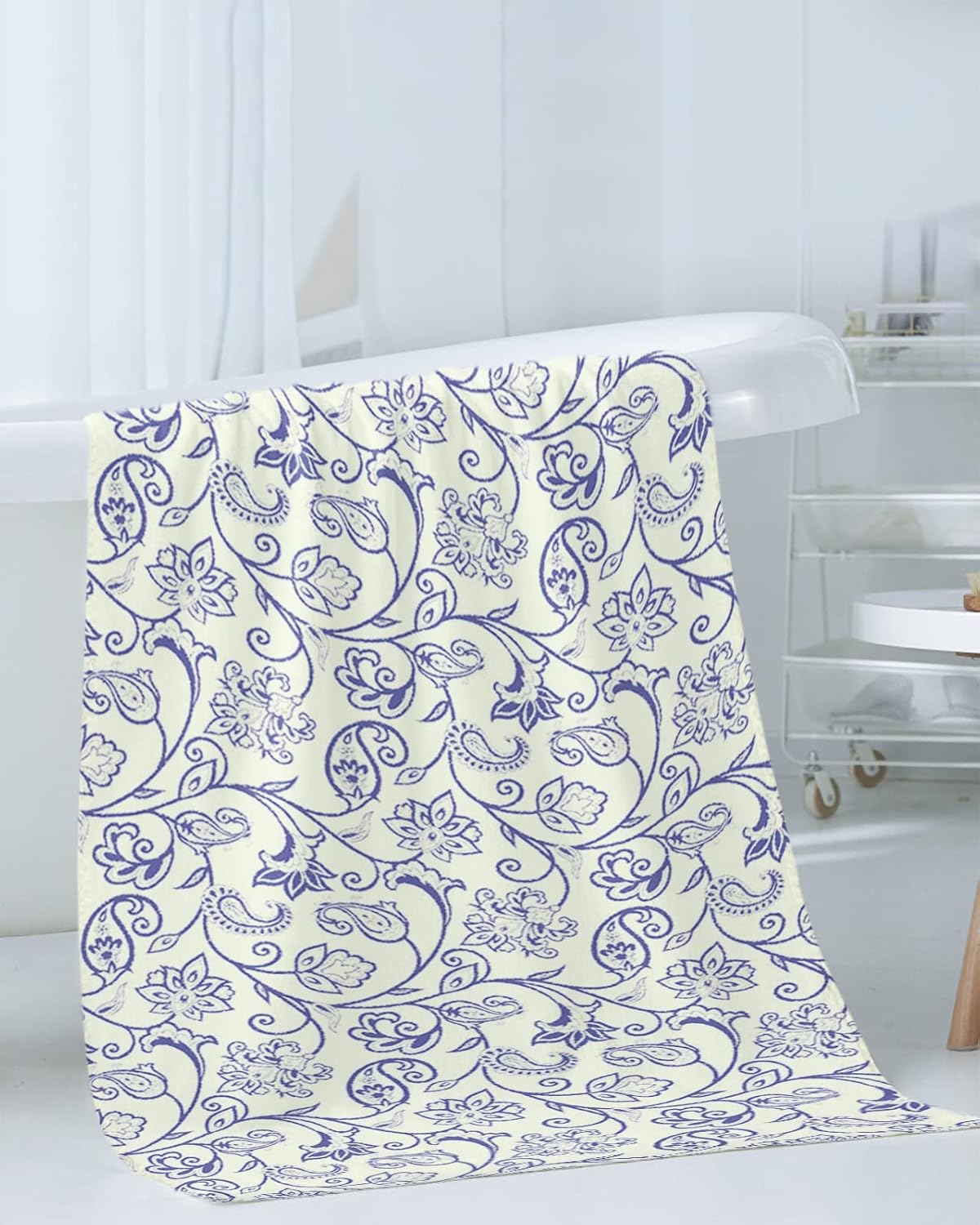 ZOE GARDEN Blue Paisley Towel Set with 3 Pieces
