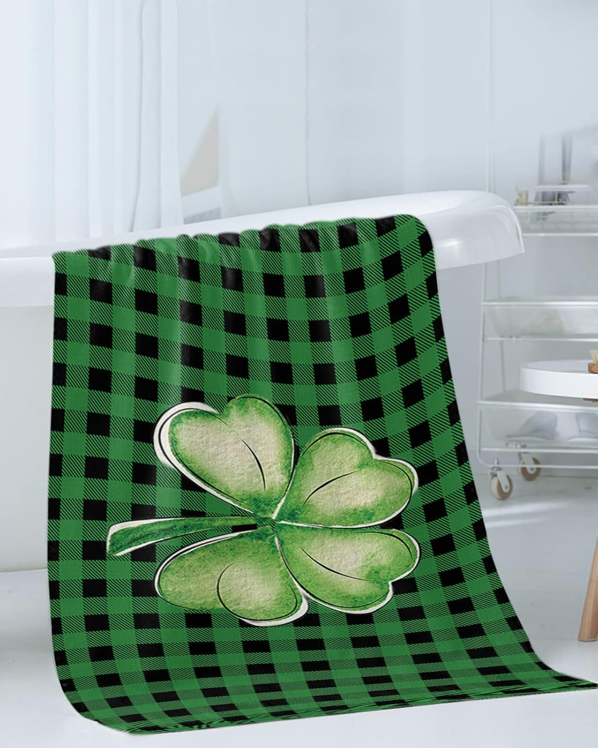 ZOE GARDEN Green Shamrock Microfiber Towel Set