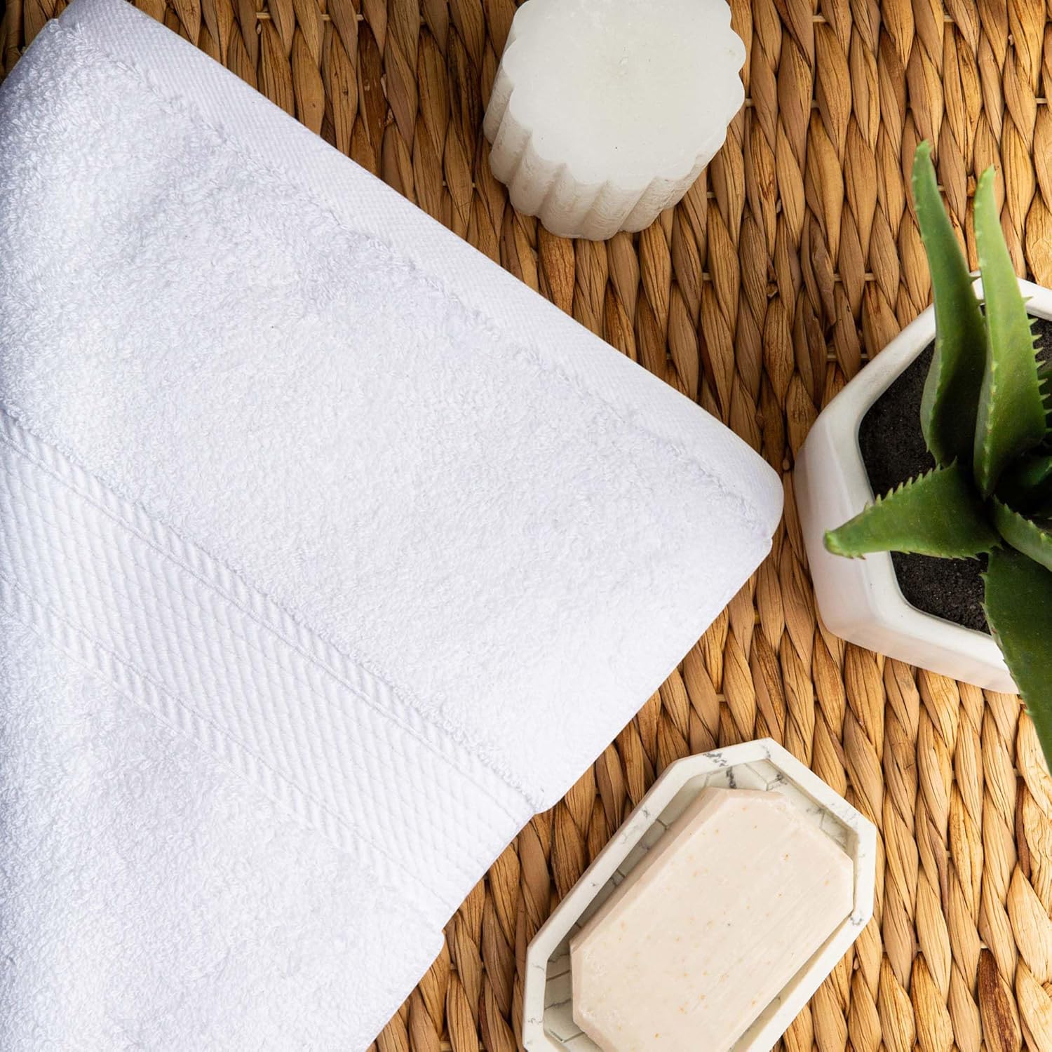 Superior Egyptian Cotton Pile 6-Piece Towel Set - White